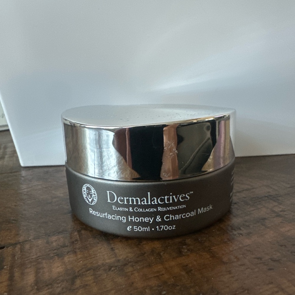 Dermalactives Resurfacing Honey & Charcoal Mask — Gray